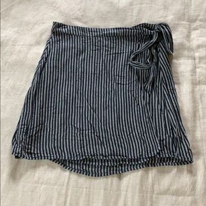 American eagle stripped wrap skirt